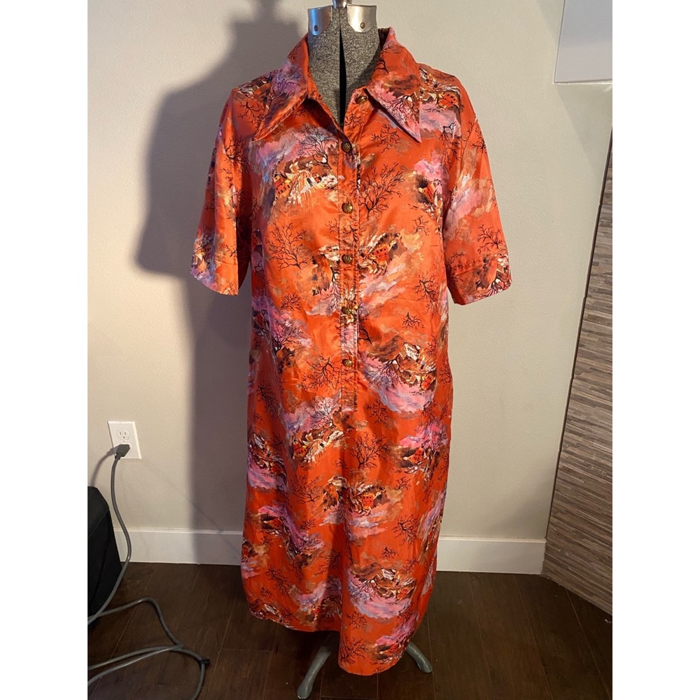 EUC funky vintage dress by Shirt Dresses Inc orange with cool buttons M/L